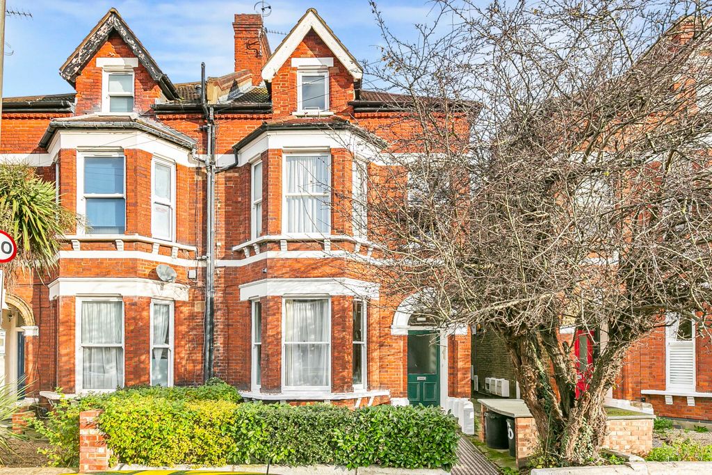 Property photo 1 of 12 Exterior