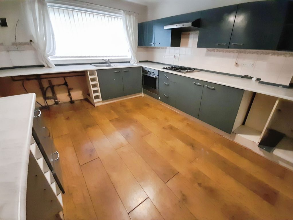 Property photo 3 of 12 Pbox-Img.Jpg