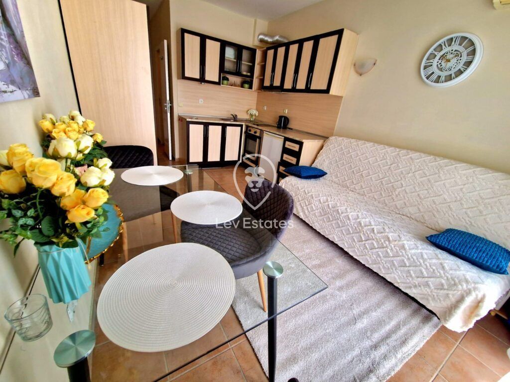 Property photo 1 of 13