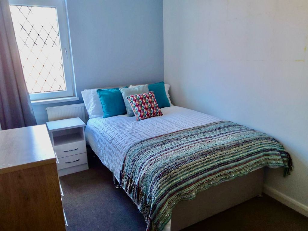 Property photo 3 of 6 Gallery