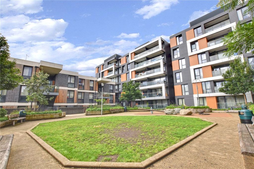 Property photo 1 of 20 Picture No. 02