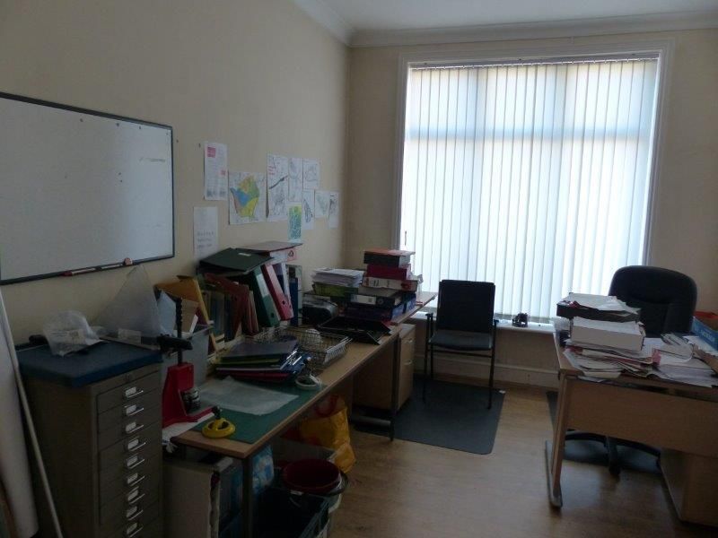 Property photo 2 of 6 Office 