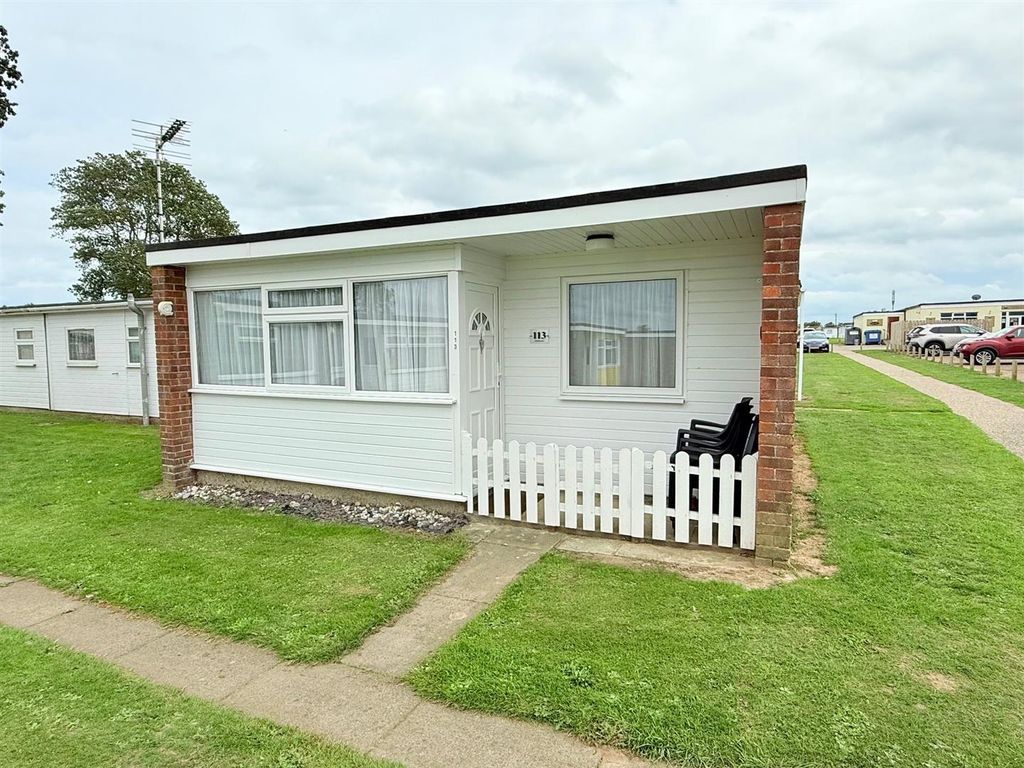 Property photo 1 of 8 Outside