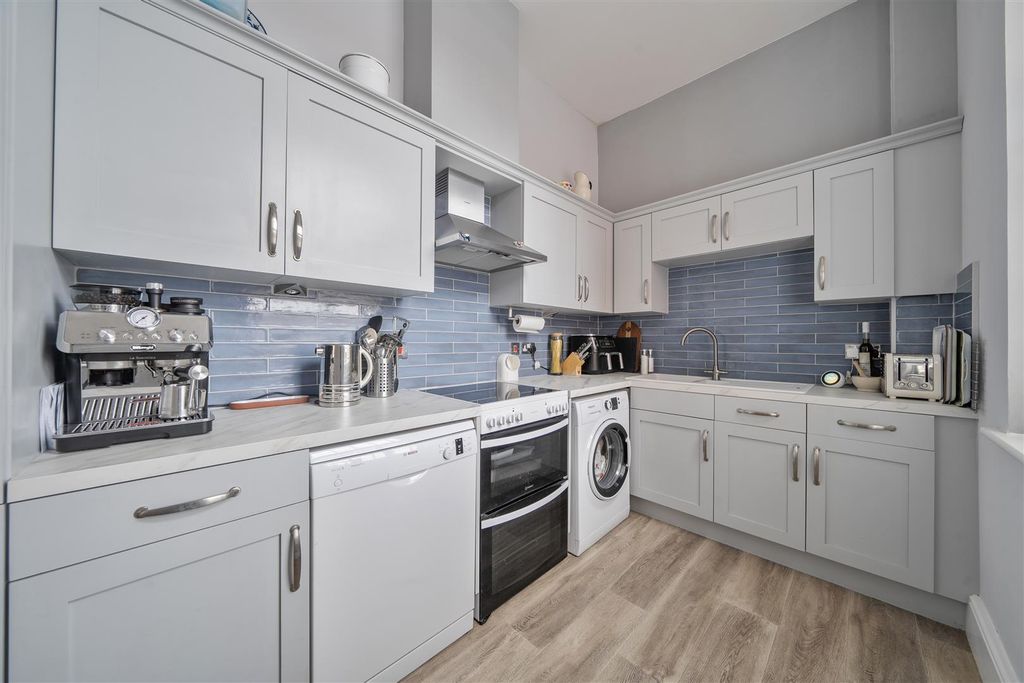 Property photo 1 of 12 Kitchen