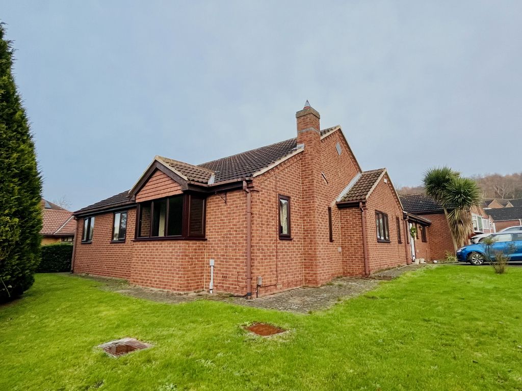 Property photo 1 of 17 Four Bedroom Detached Bungalow