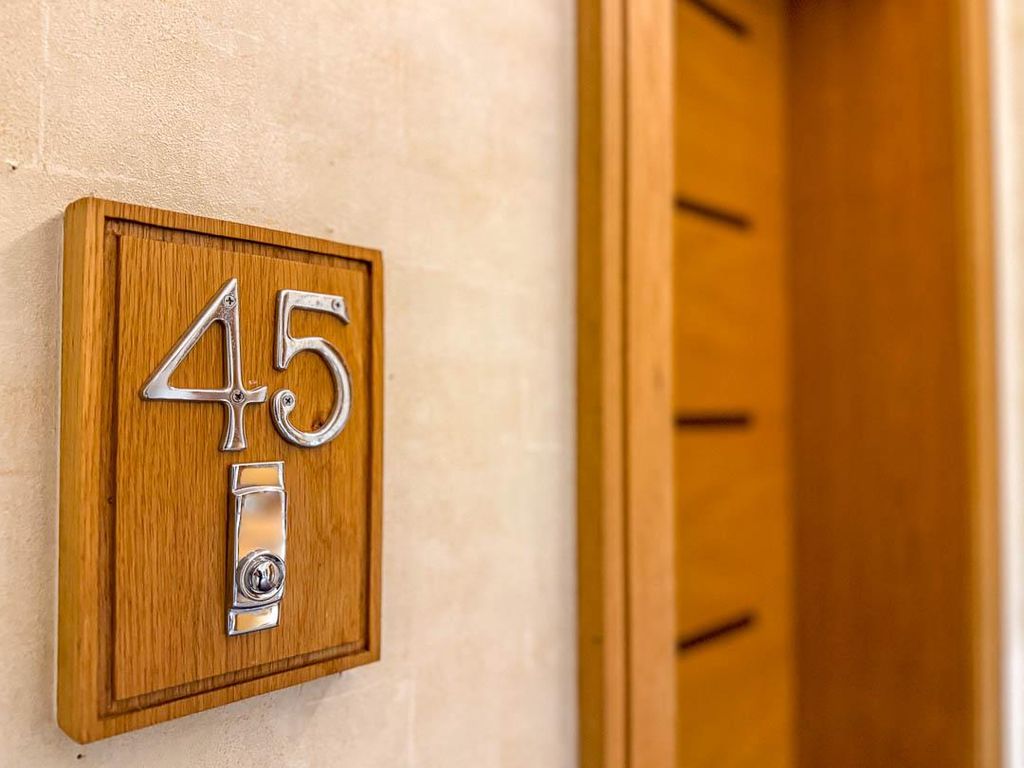 Property photo 2 of 25 45 Majestic Apartments, Onchan (23).Jpg