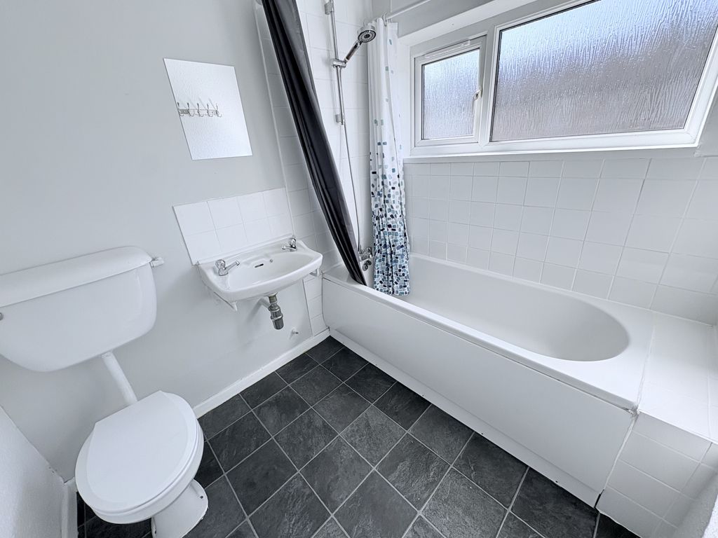 Property photo 2 of 6 Gallery