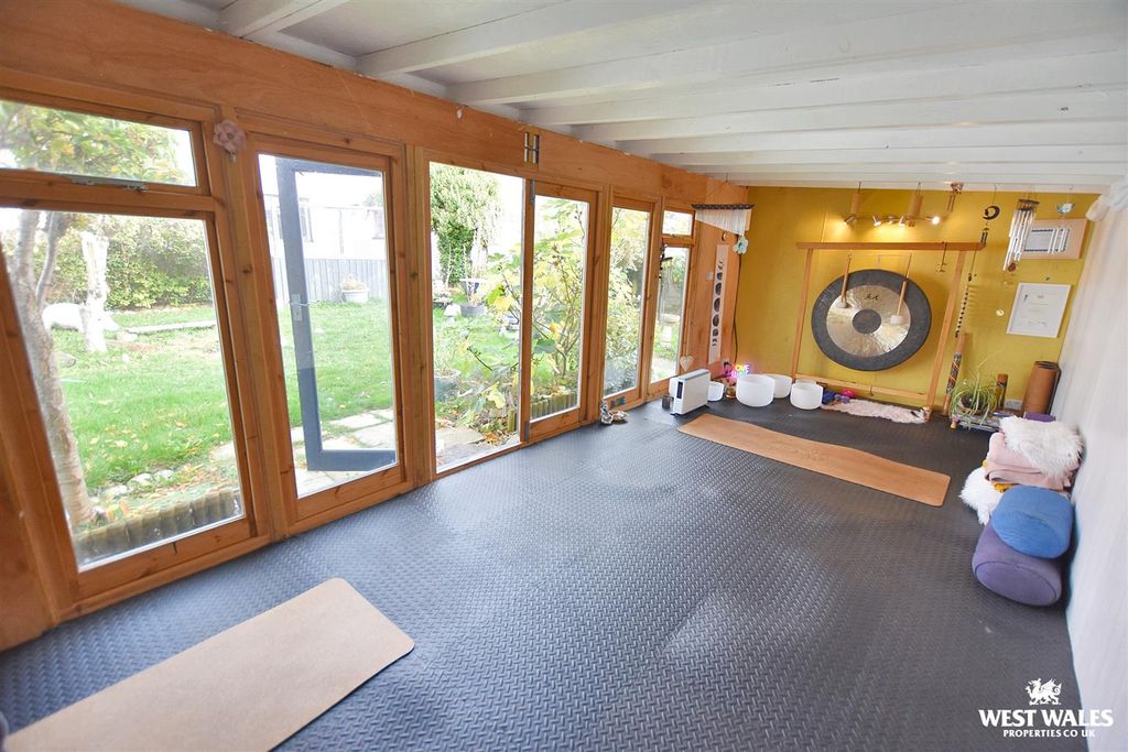 Additional image 4 of 3 bed detached house for saleButtermilk Close, Pembroke SA71
