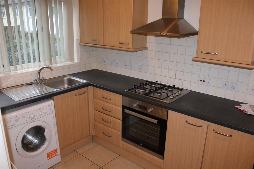 Property photo 3 of 11 Img_0110.Jpg