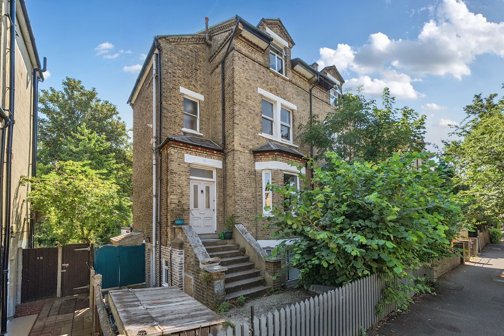 Property photo 1 of 32 1496746-14-6A69Da...