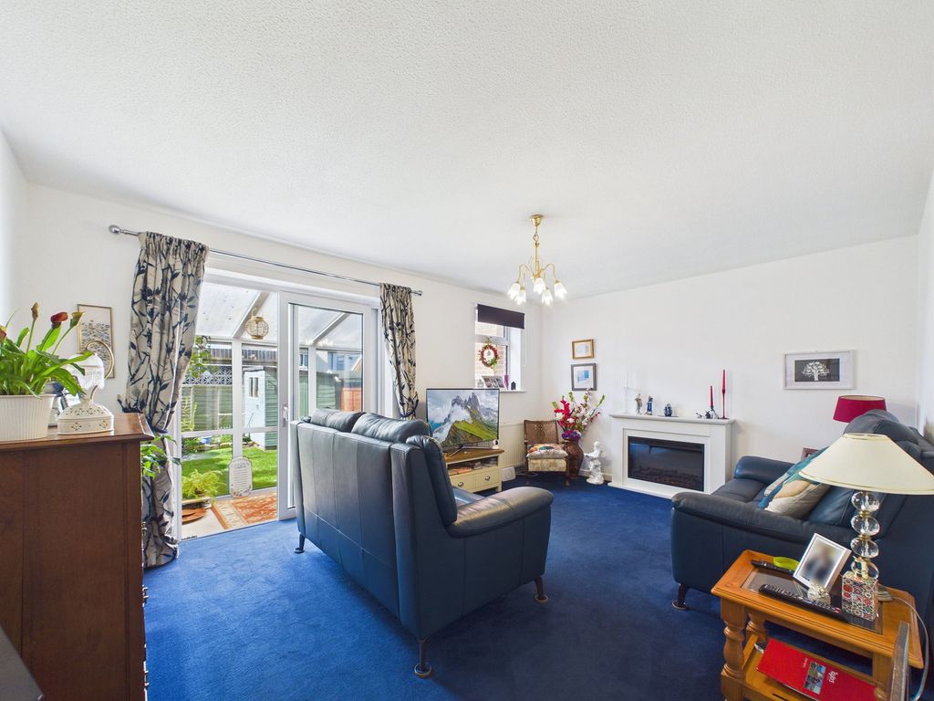 Property photo 2 of 16