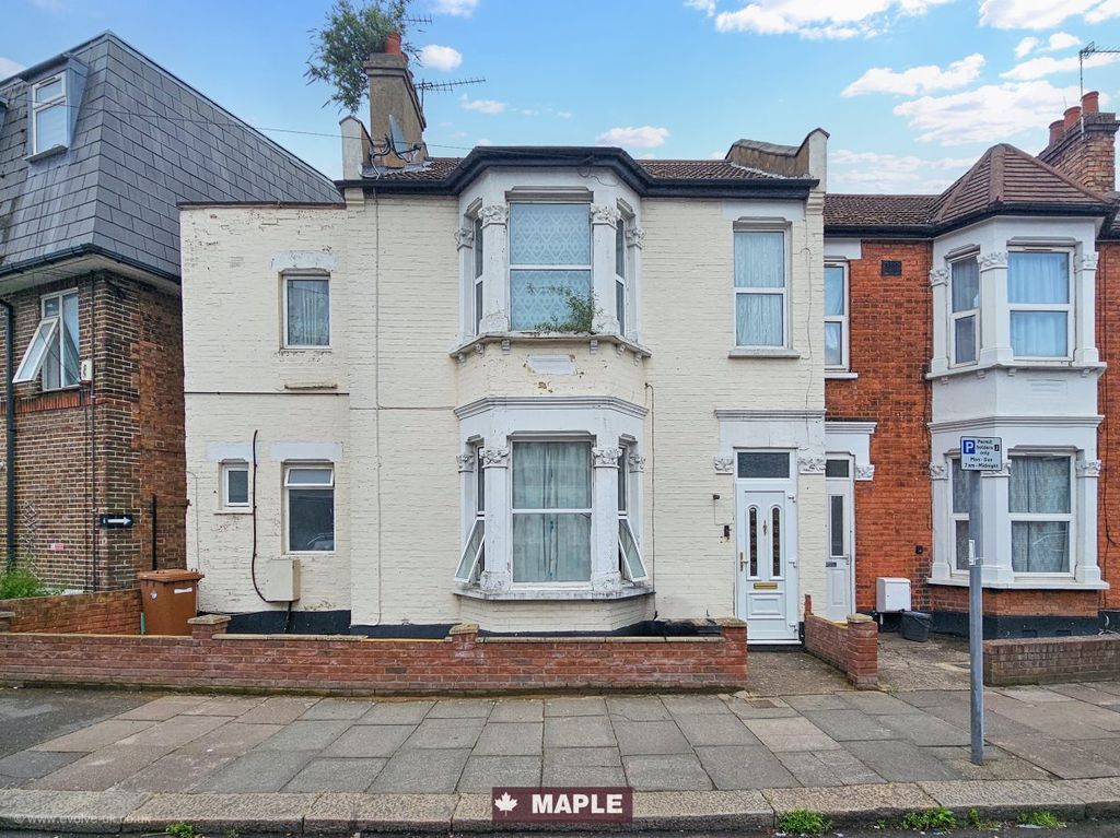 Property photo 1 of 19