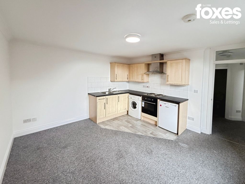 Property photo 2 of 9 3803882