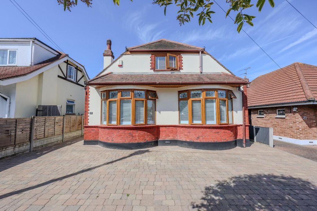Property photo 1 of 29