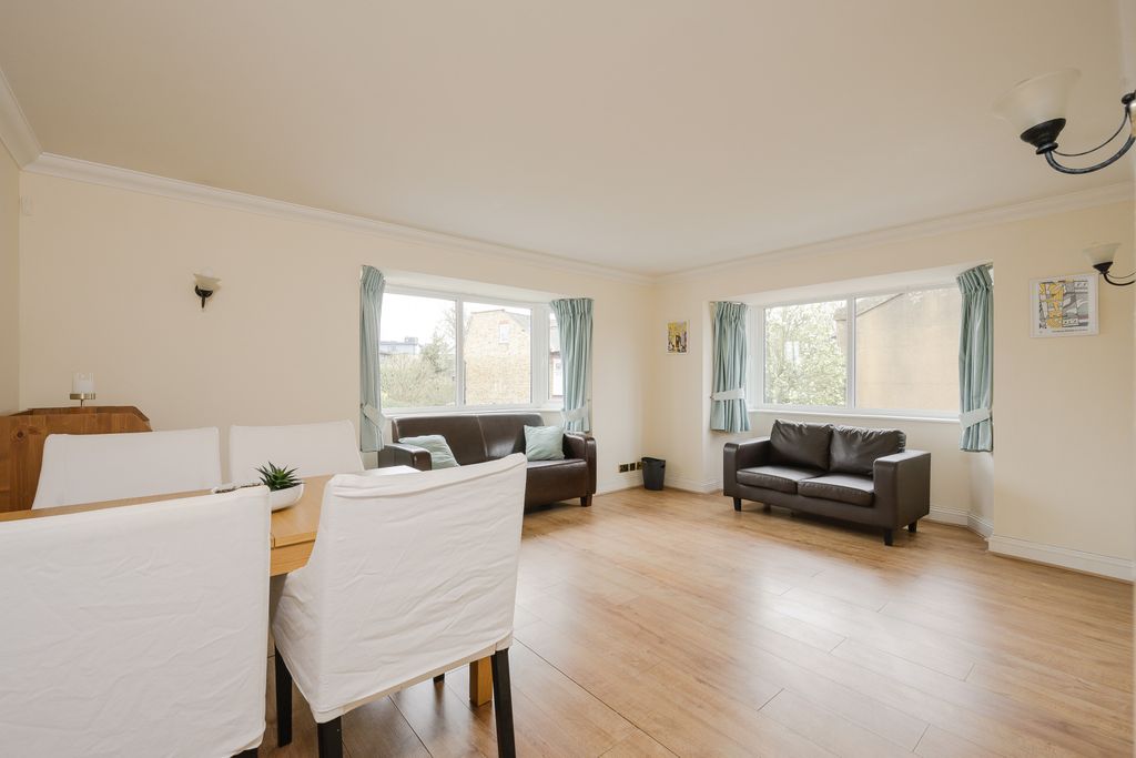 Property photo 2 of 12 Picture No. 08