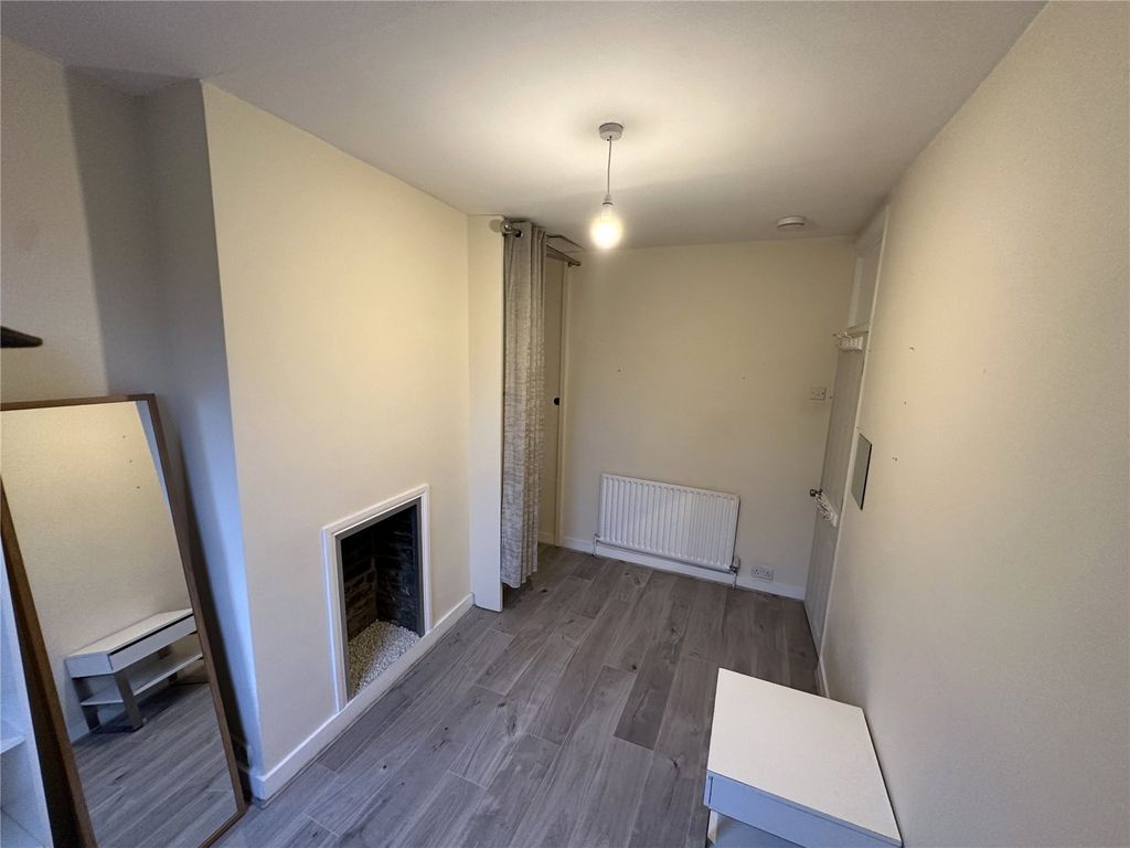 Property photo 2 of 16 Picture No. 03