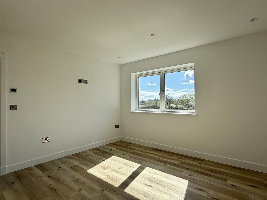 Additional image 12 of 4 bed property for saleColdwells Road, Holmer, Hereford HR1