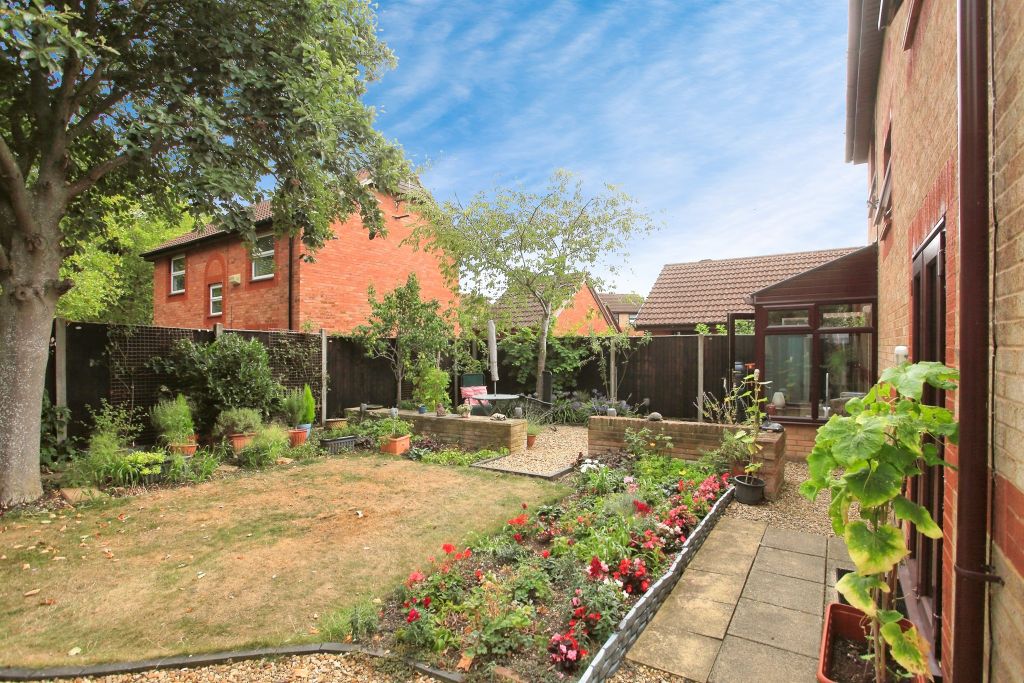 Property photo 2 of 17