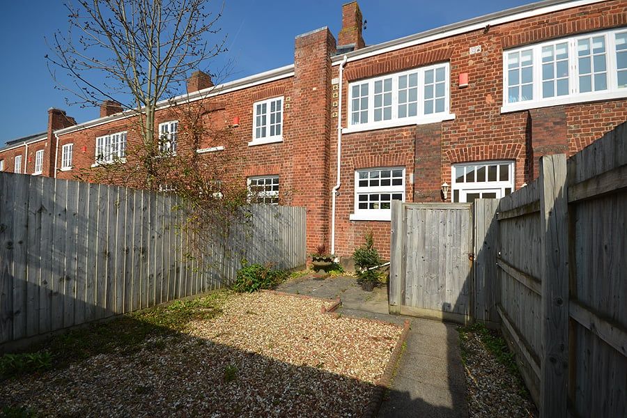 Property photo 3 of 18