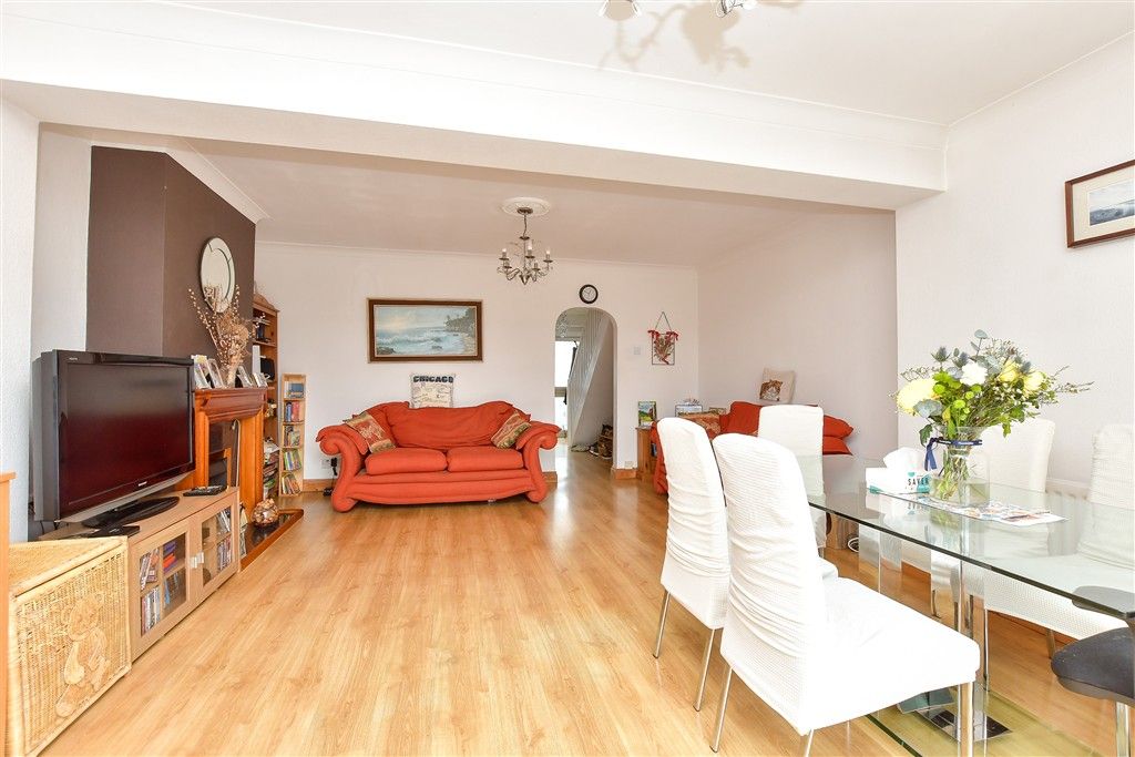 Property photo 3 of 12 Dining Area