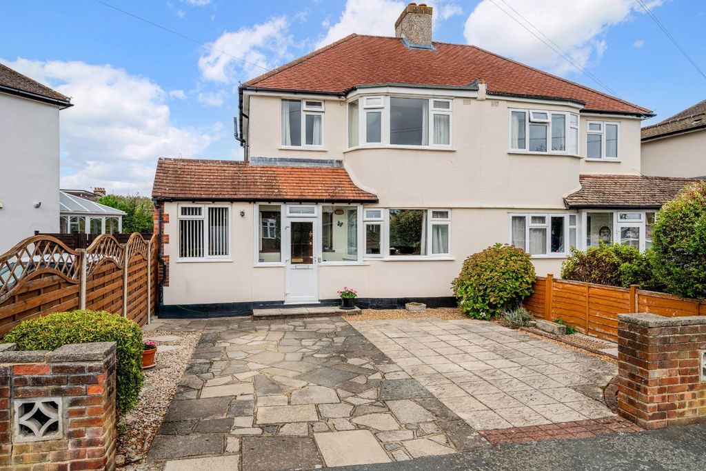 Property photo 1 of 19 Amis Avenue