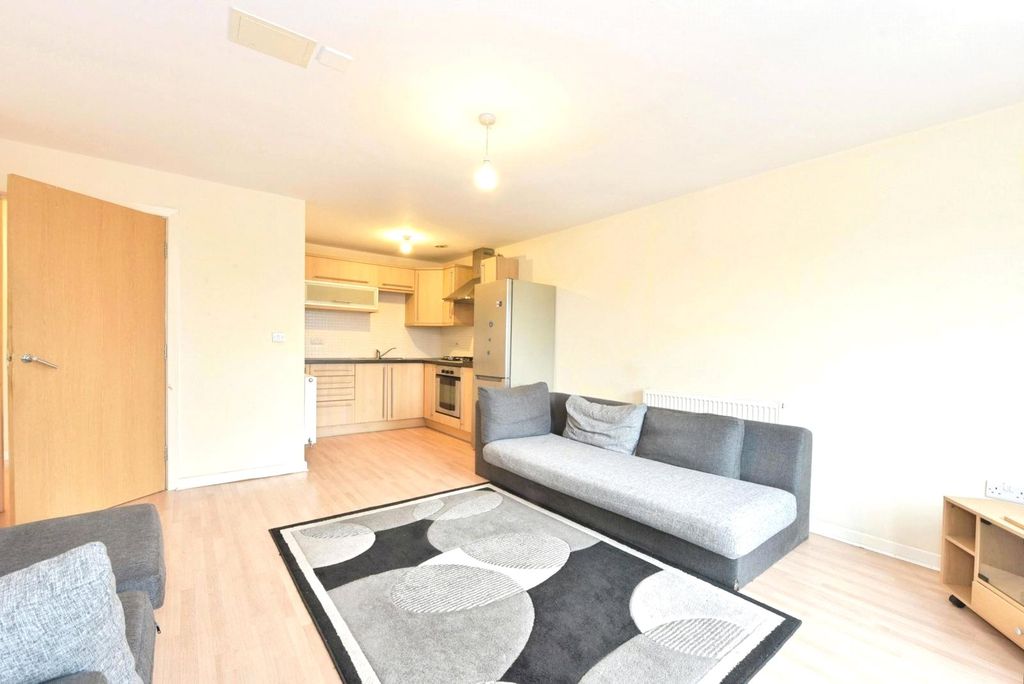 Property photo 3 of 11 Picture No. 04