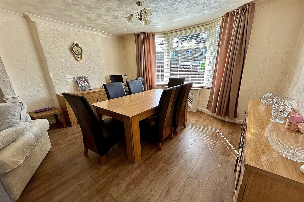 Property photo 2 of 19 Dining Room