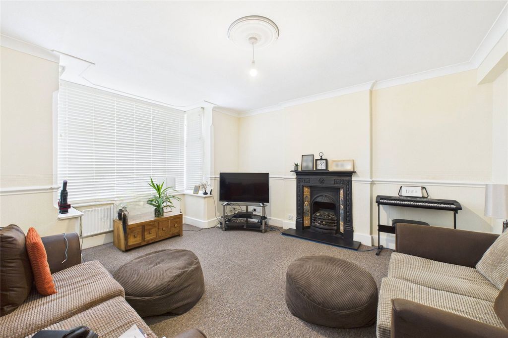 Property photo 3 of 10 Picture No. 46