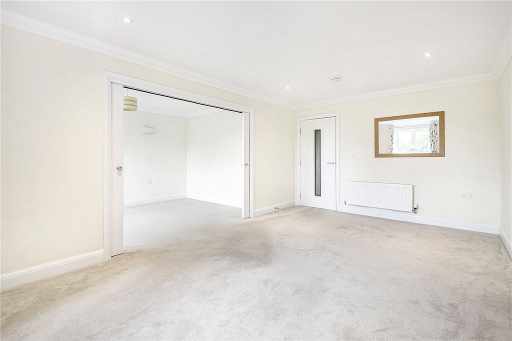 Additional image 7 of 2 bed flat for saleBolnore Road, Haywards Heath RH16