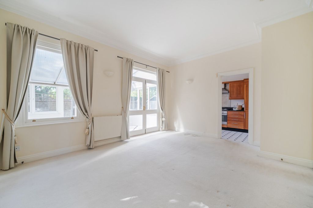 Property photo 3 of 15 1508799-11-6A7c90...