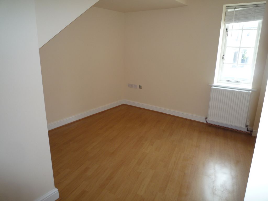 Property photo 3 of 4