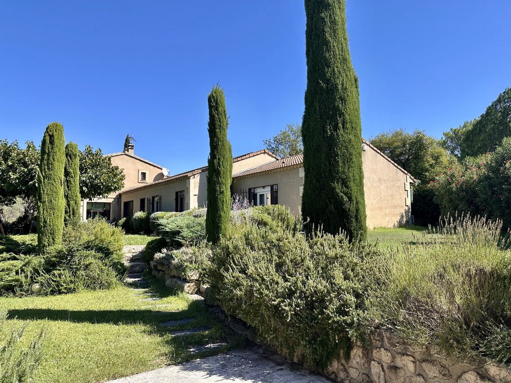 Property photo 1 of 30