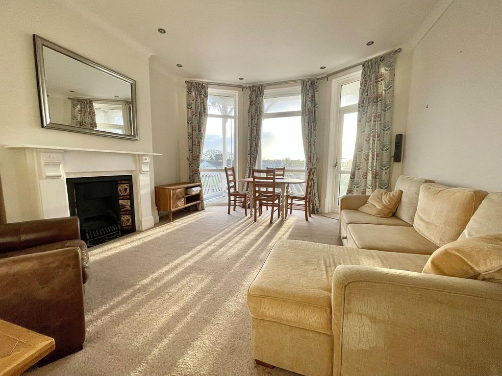 Property photo 2 of 7 Picture 2