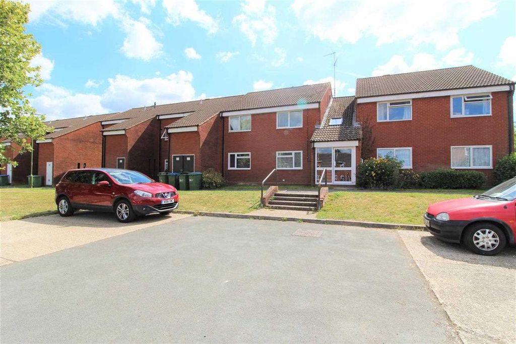 Property photo 1 of 11