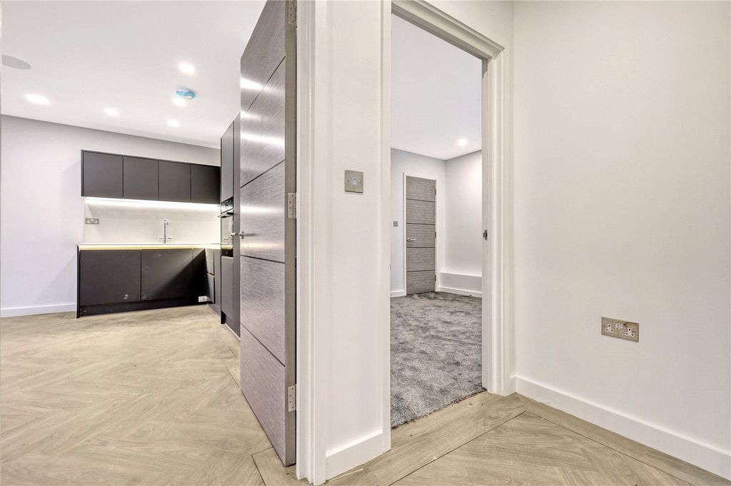 Property photo 3 of 7 Picture No. 05