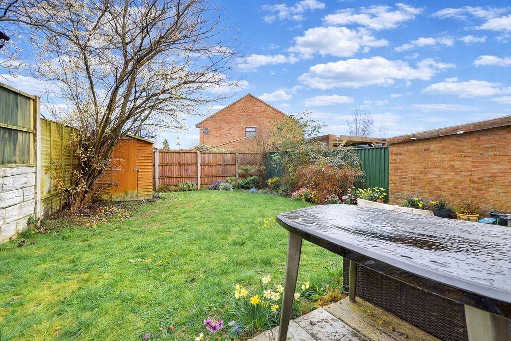 Property photo 2 of 16 F9C72B7B-62D7-4112-80A0-4Fa6370D3536.Png