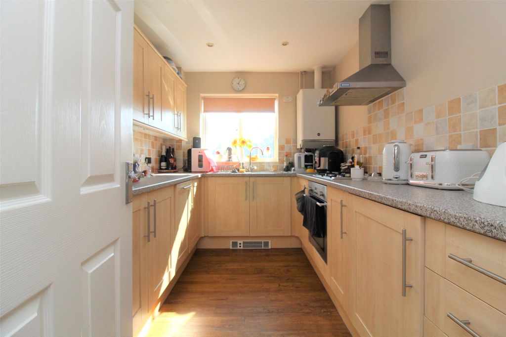 Property photo 3 of 10 Picture No. 16