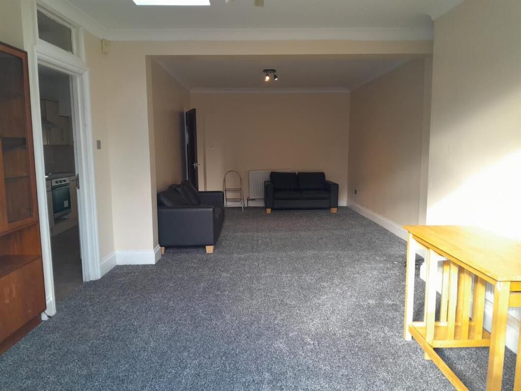 Property photo 2 of 9 Living Room