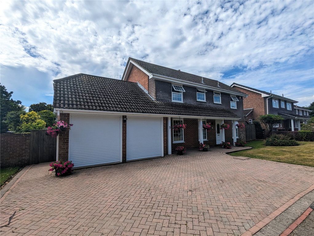 Property photo 1 of 22 Picture No. 28