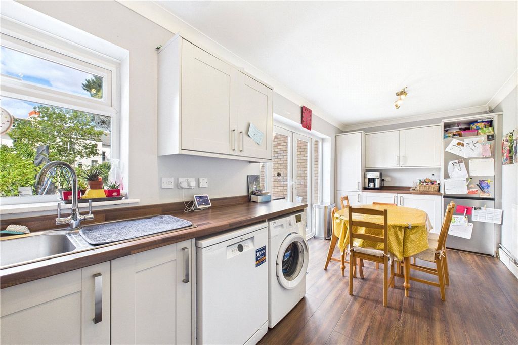 Property photo 2 of 16 Kitchen/Diner