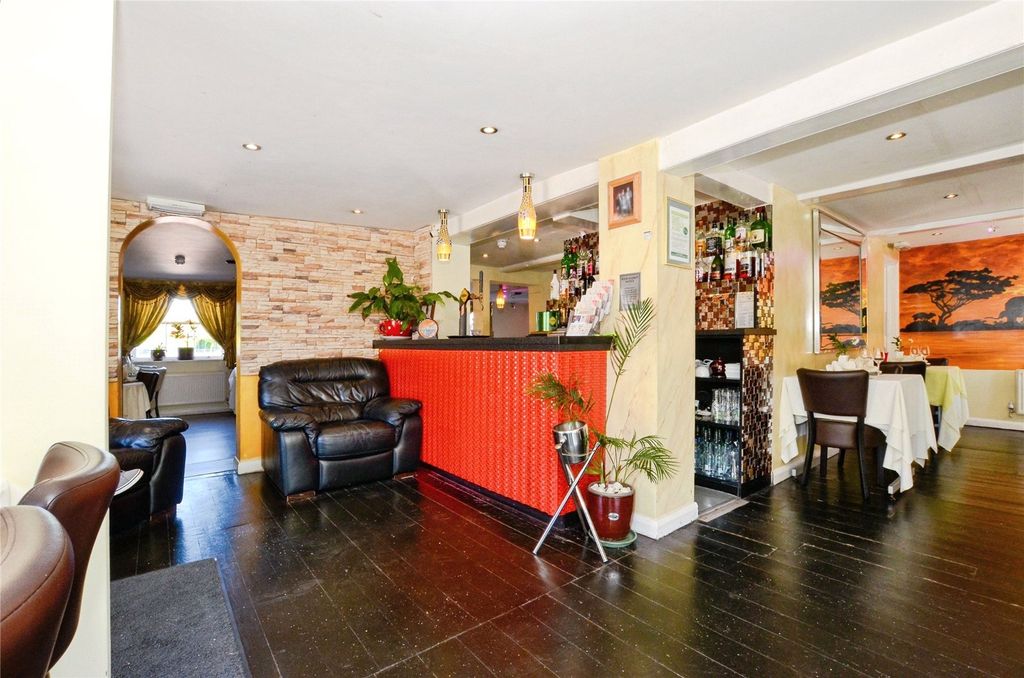 Property photo 3 of 11 Picture No. 06