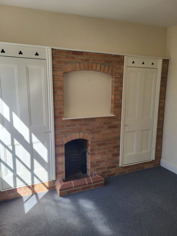 Property photo 3 of 4