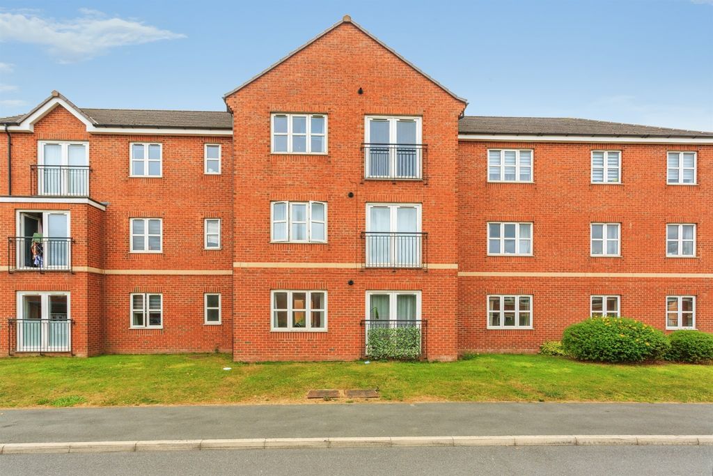 Property photo 1 of 11
