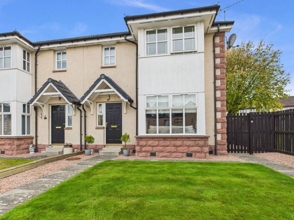 Property photo 1 of 28