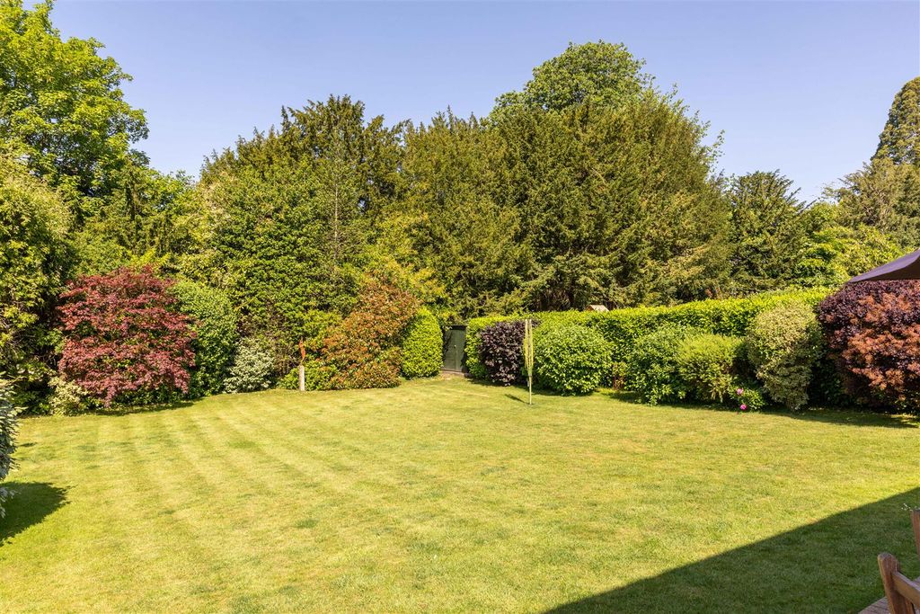 Additional image 4 of 4 bed detached house for saleBeverley Heights, Reigate RH2