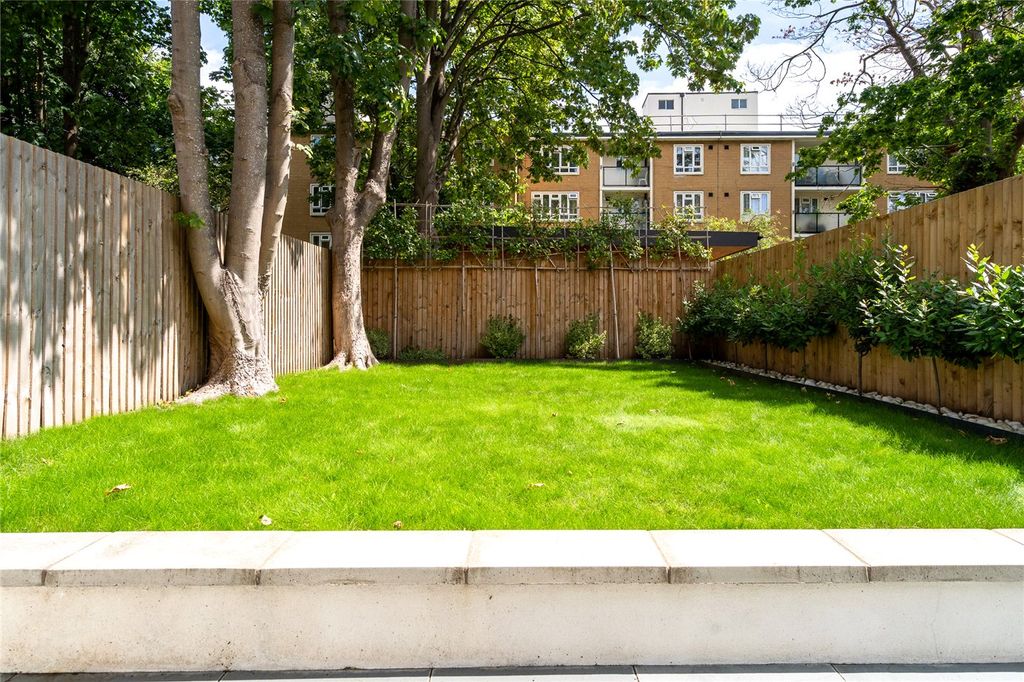 Property photo 2 of 12 Picture No. 03