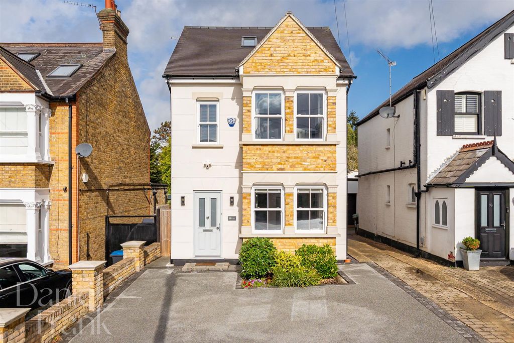 Property photo 1 of 38