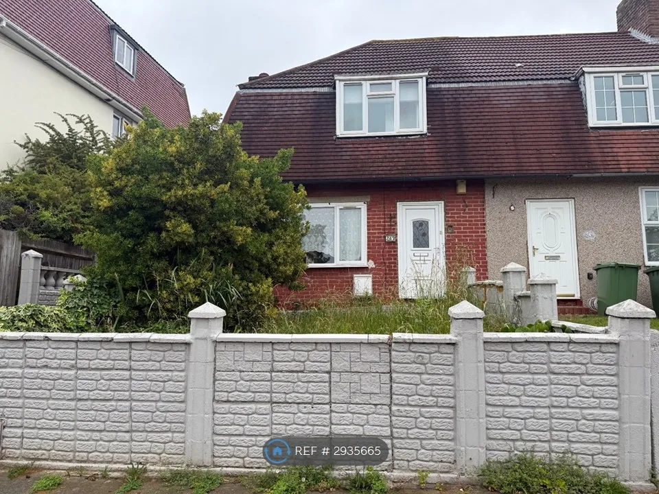 House in London, Downham - View 3