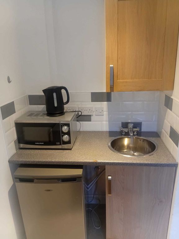 Property photo 2 of 4
