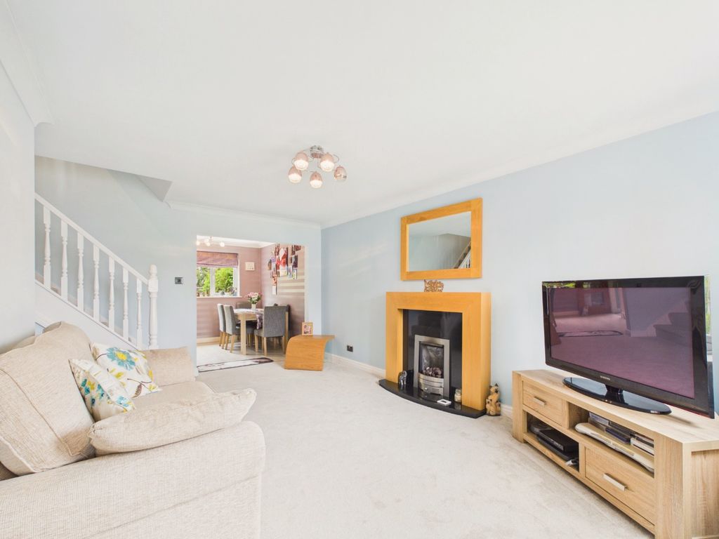 Property photo 2 of 22 5415894